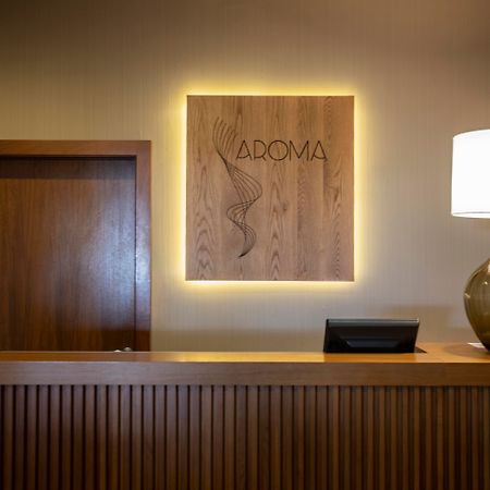 Monte Santo Resort Carvoeiro  Exterior foto Reception desk at the hotel